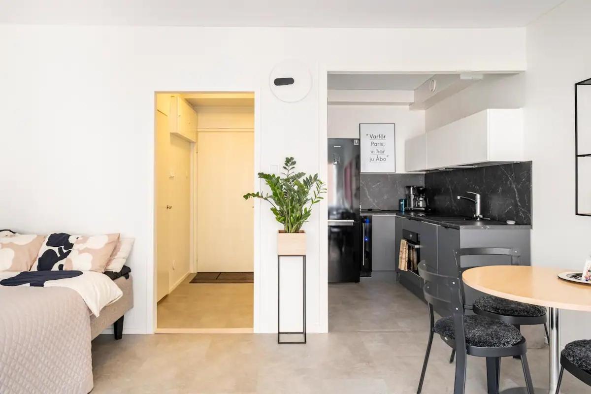 Modern 31Sqm Studio In Гельсінкі Екстер'єр фото
